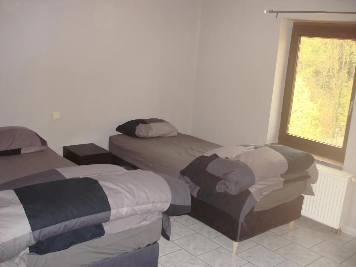 Appartement Courcelles